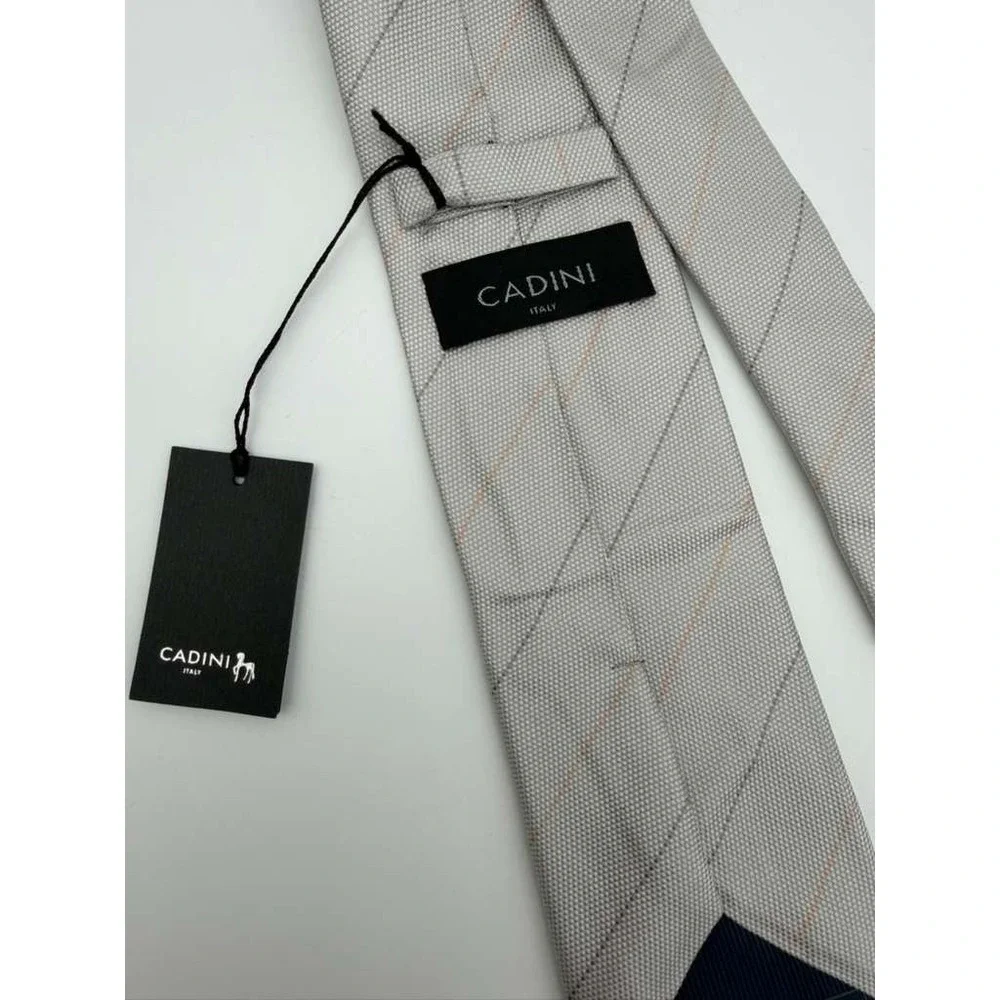 Cadini Silk Tie – Silver Geometric Pattern – Brand New
